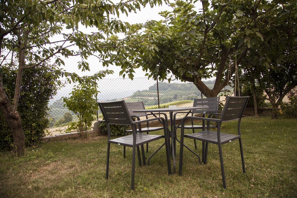 B&B Alba In Langhe Verduno Buitenkant foto